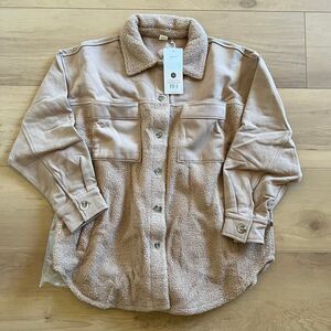NWT Goumi Kids Harvest Sherpa Farm Jacket SZ L / XL Womens Tan Shacket Oversized